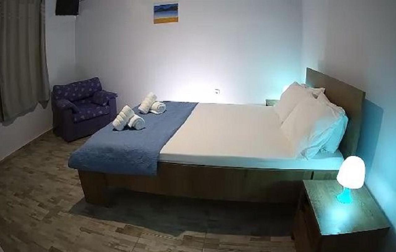 Araliki Apartments & Studios Loutra Edipsou  Dış mekan fotoğraf